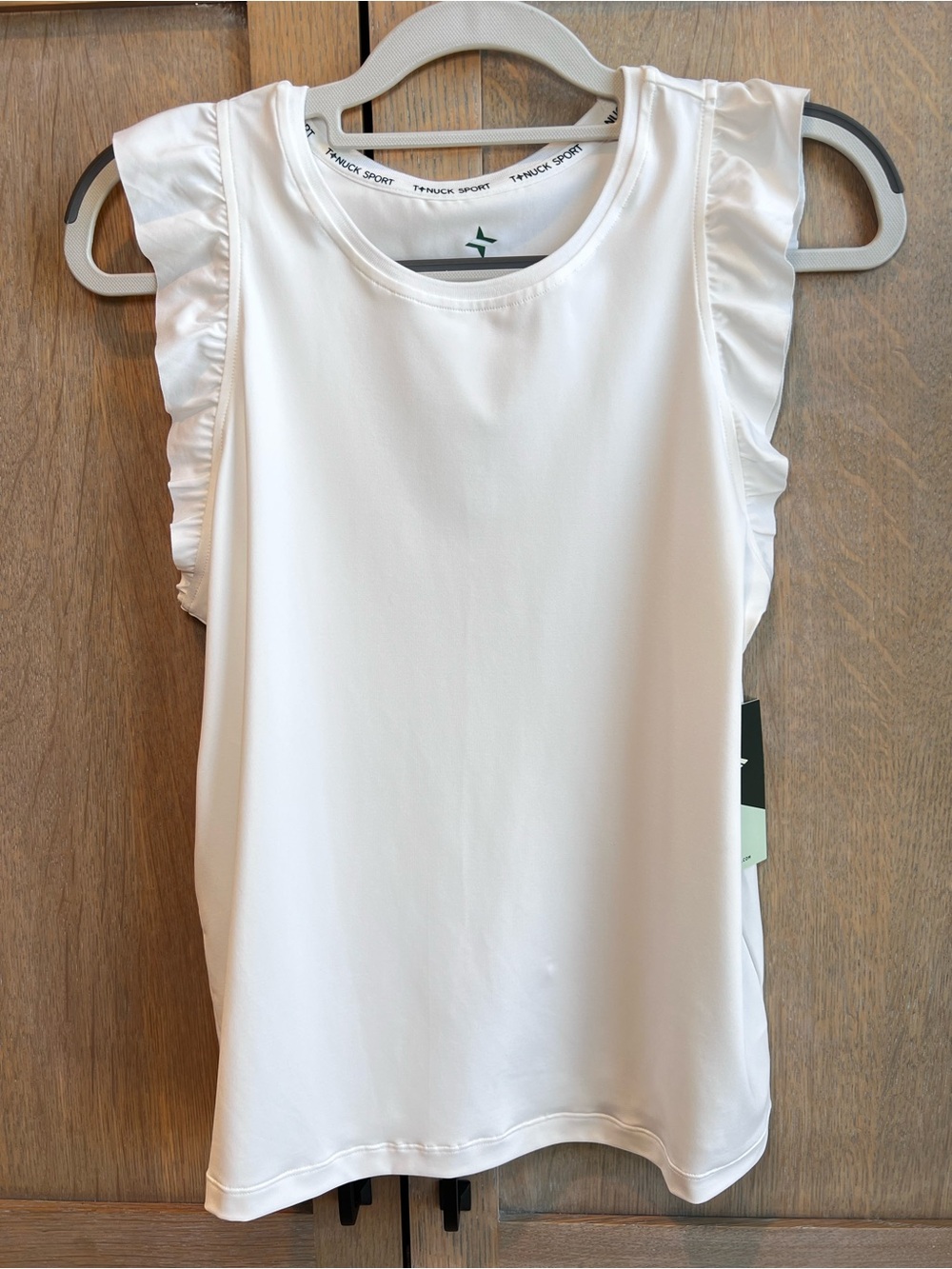 TUCKERNUCK Sport White Ruffle Performance Tank Top Tennis Golf NWT Small - Picture 13 of 17